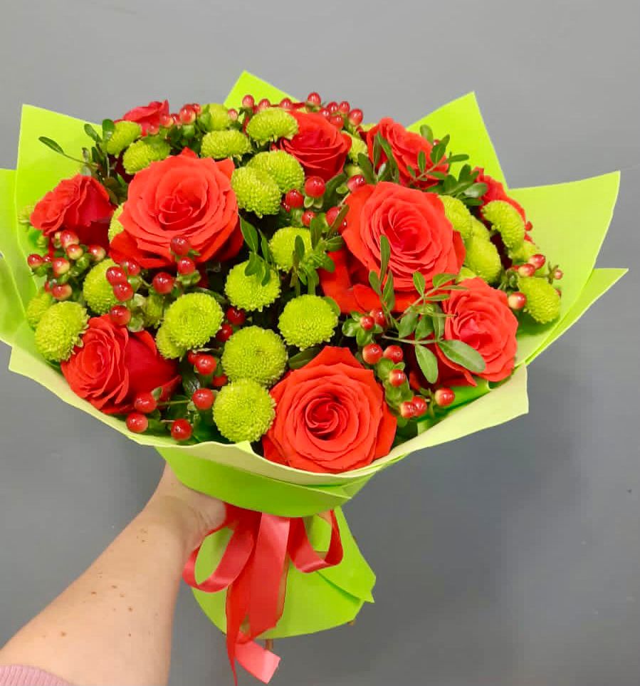 Букет цветов из: Хризантемы и Розы в Нижней Шиловке