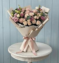 Букет цветов из:  Розы и Лизиантусы в Нижней Шиловке