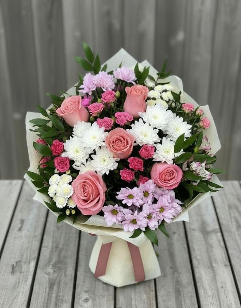 Букет цветов из: Альстромерии, Гвоздики, Розы и Хризантемы в Нижней Шиловке