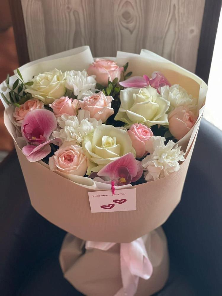 Букет цветов из: Орхидеи, Розы и Гвоздики в Нижней Шиловке