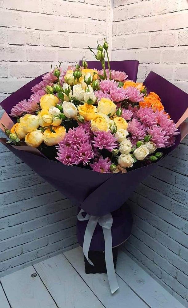 Букет цветов из: Хризантемы и Розы в Нижней Шиловке
