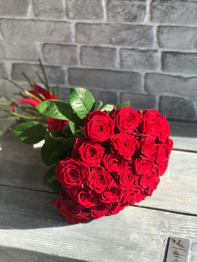 Букет Красные розы Фридом в Нижней Шиловке