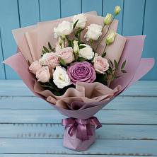 Букет цветов из:  Розы и Лизиантусы в Нижней Шиловке