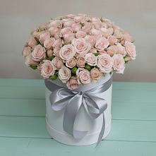 Цветочная композиция из Розы в шляпной коробке в Нижней Шиловке