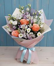 Букет цветов из:  Лизиантусы, Розы, Альстромерии и Гипсофила в Нижней Шиловке