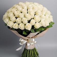 Букет 101 беля роза Белоснежка в Нижней Шиловке
