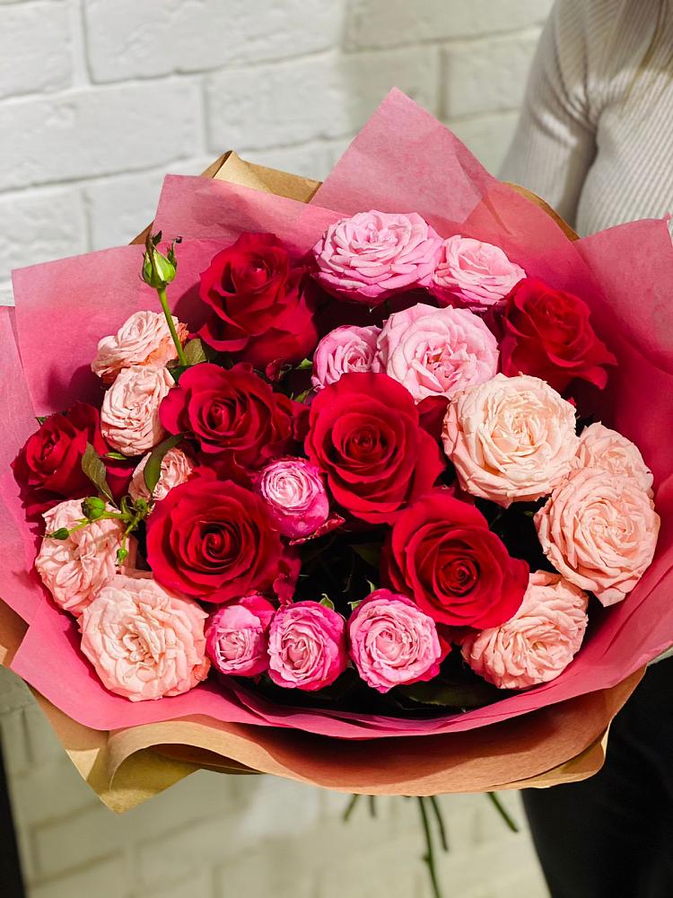 Букет цветов из: Розы в Нижней Шиловке