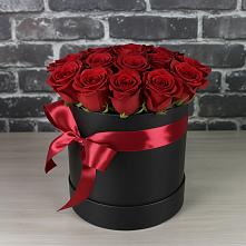 Цветочная композиция из Розы в шляпной коробке в Нижней Шиловке