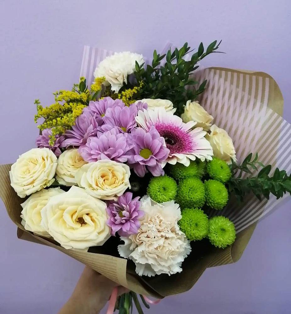 Букет цветов из: Хризантемы, Розы, Гвоздики и Герберы в Нижней Шиловке