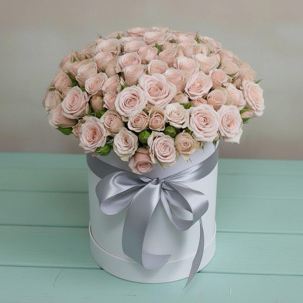 Цветочная композиция из Розы в шляпной коробке в Нижней Шиловке